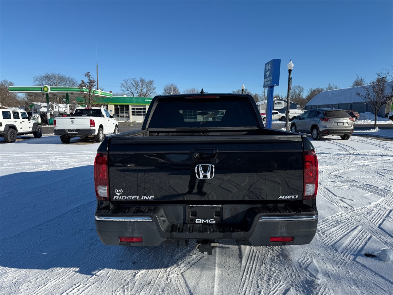 2017 Honda Ridgeline Sport photo 4
