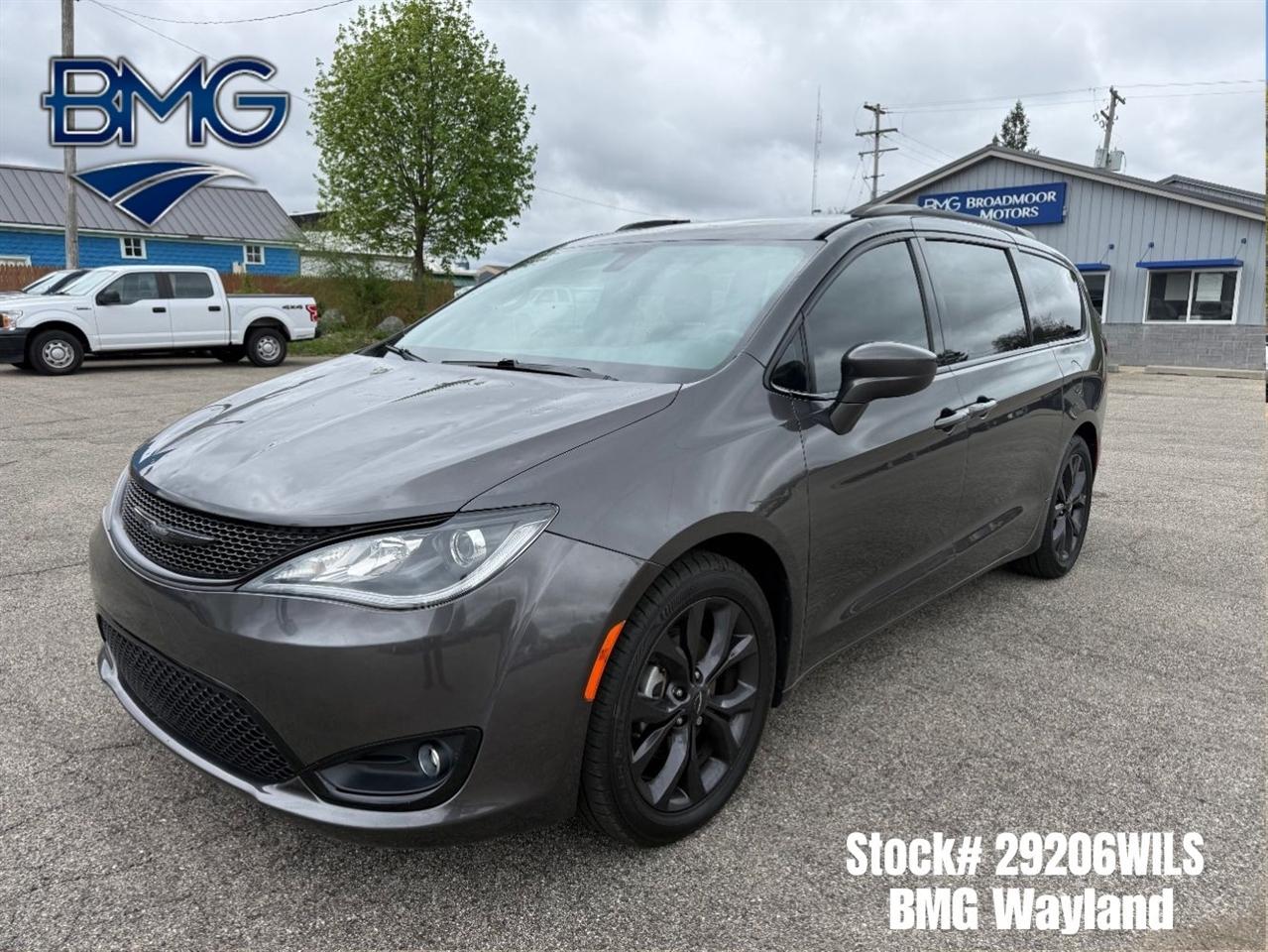 2018 Chrysler Pacifica Touring-L Plus