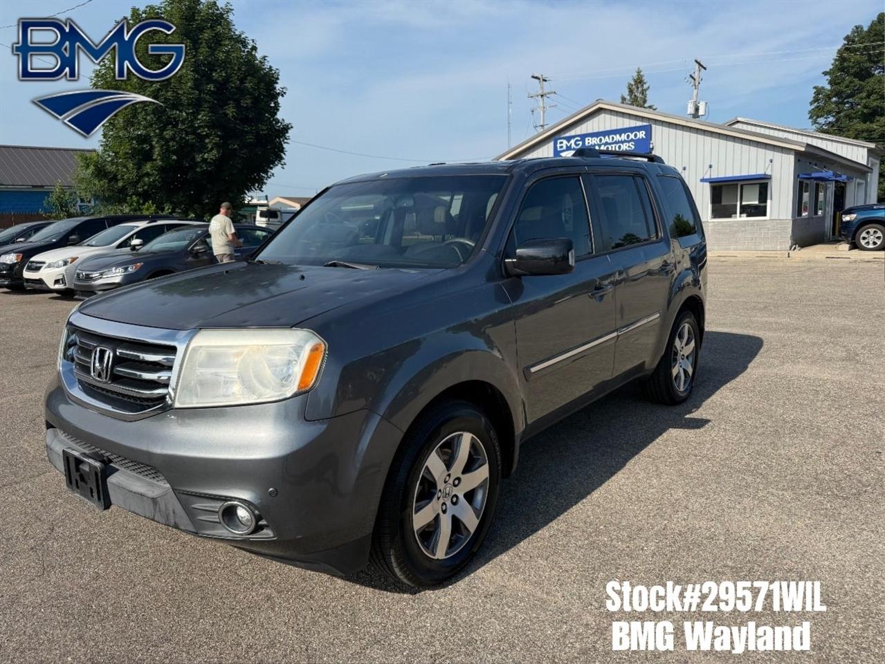 2013 Honda Pilot Touring 2WD 5-Spd AT with DVD