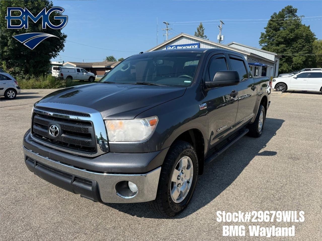 2013 Toyota Tundra Tundra-Grade CrewMax 5.7L 4WD