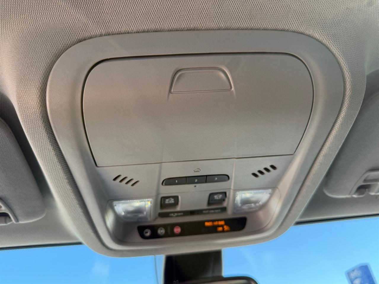 GMC Acadia photo 22