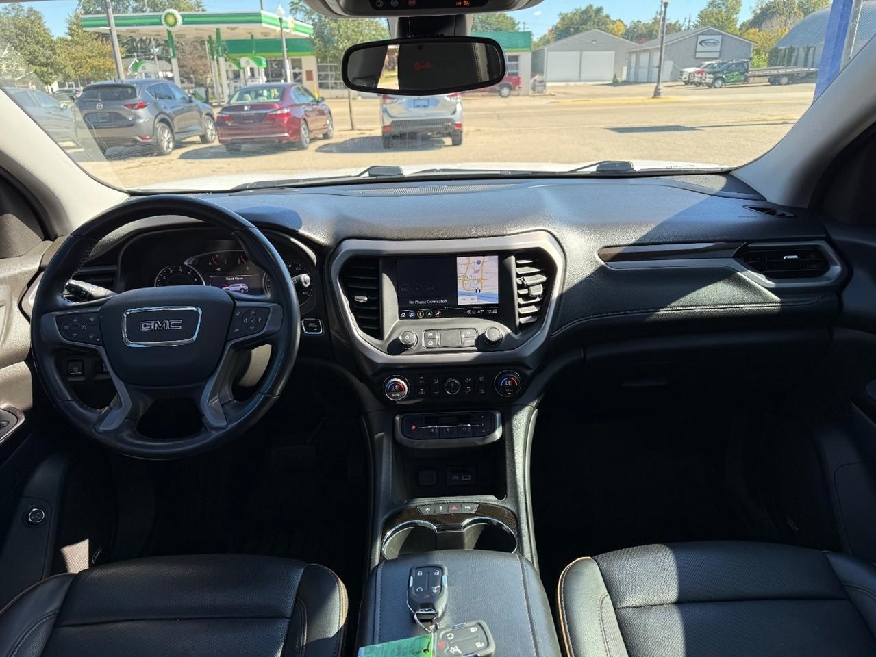 GMC Acadia photo 27