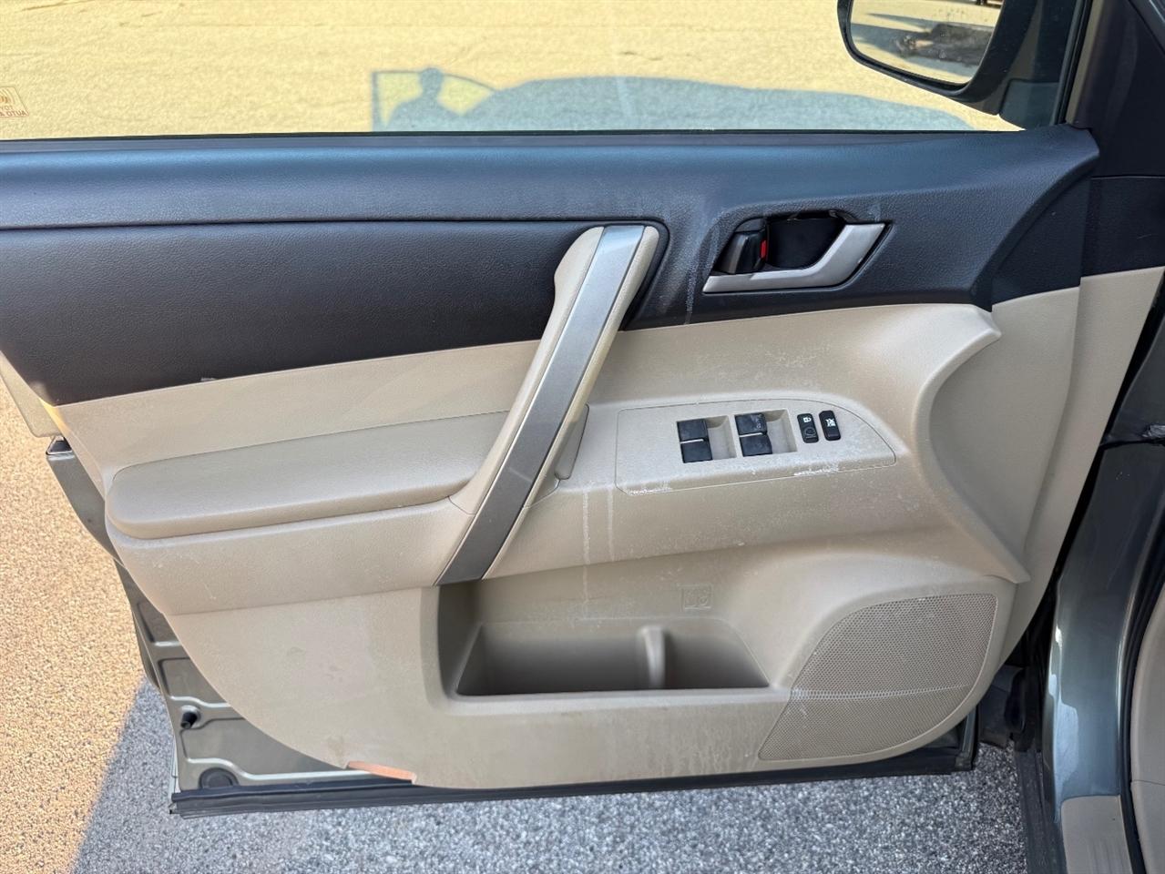 Toyota Highlander photo 13