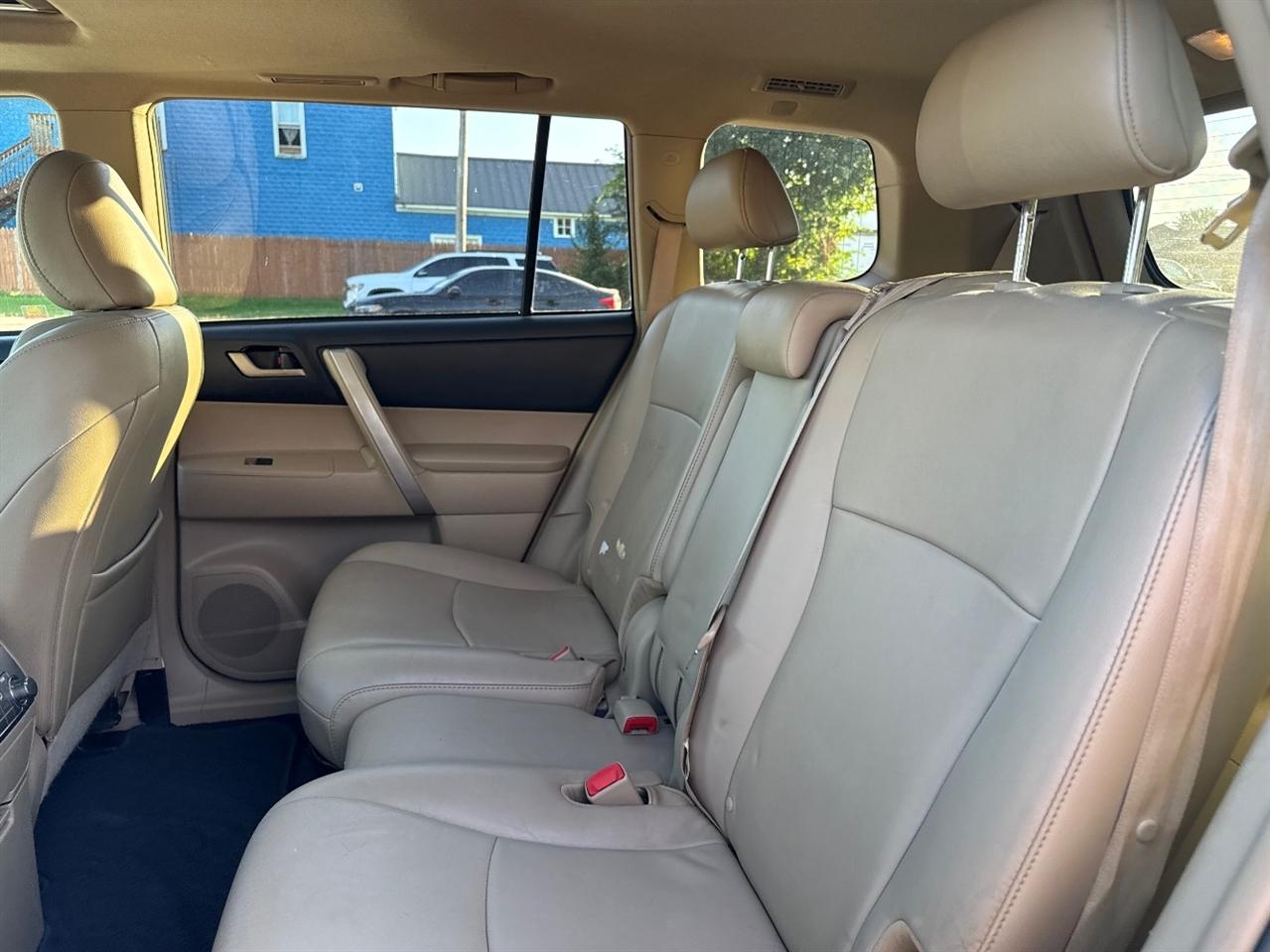 Toyota Highlander photo 25