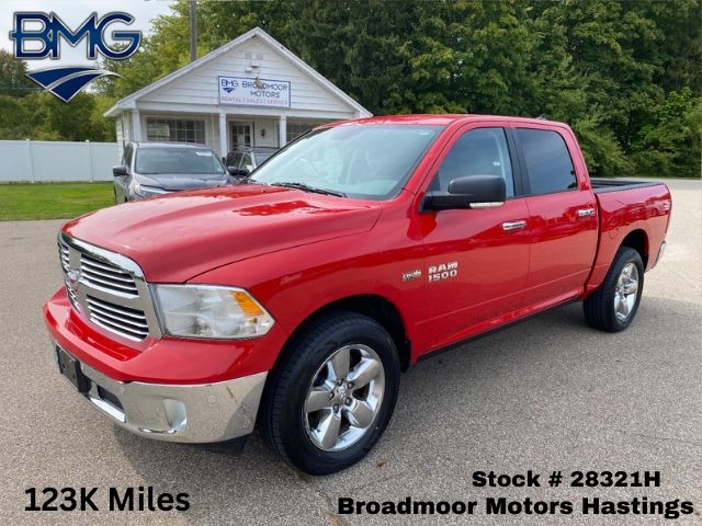 2014 RAM 1500 SLT Crew Cab SWB 4WD