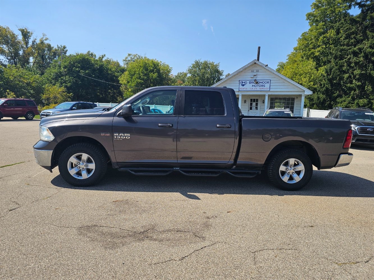 2020 Ram 1500 Classic Tradesman photo 2