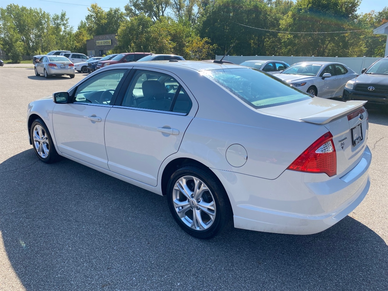 2012 Ford Fusion SE photo 3