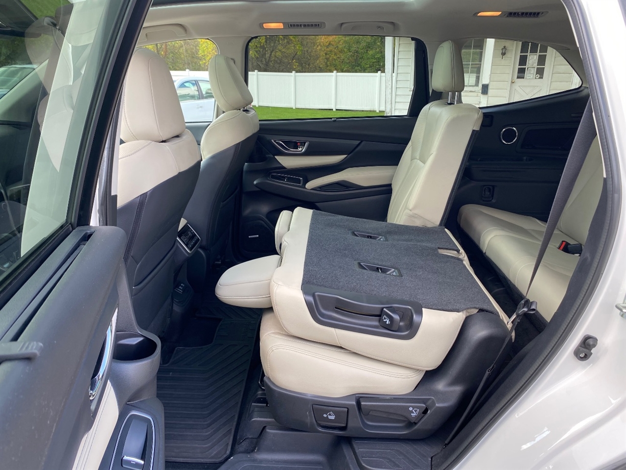 Subaru Ascent Limited w/8-Passenger Technology Pkg 2020