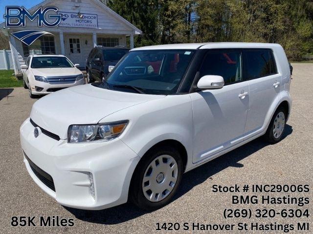 2015 Scion xB 5-Door Wagon 5-Spd MT
