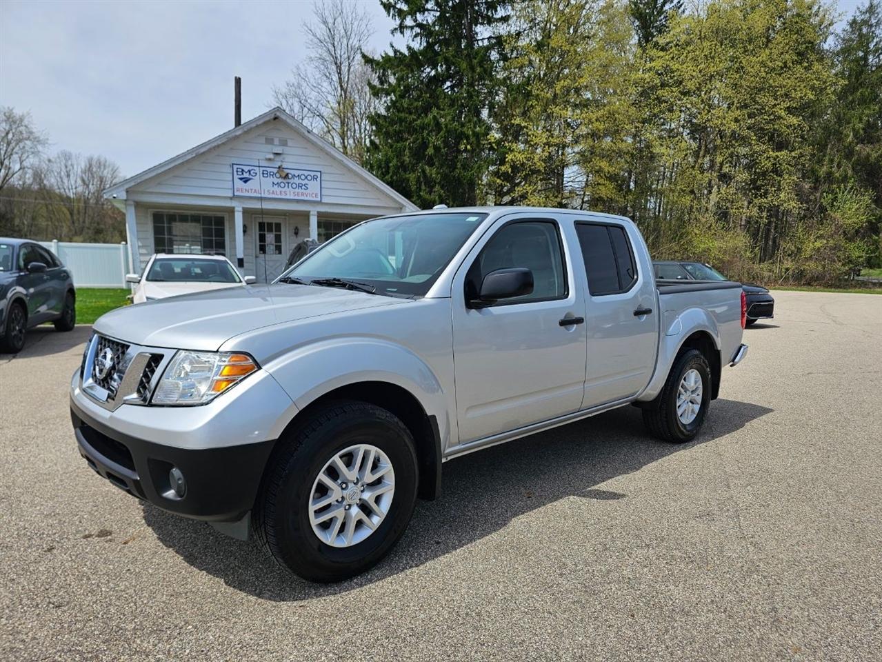 2018 Nissan Frontier SV Crew Cab 5AT 4WD
