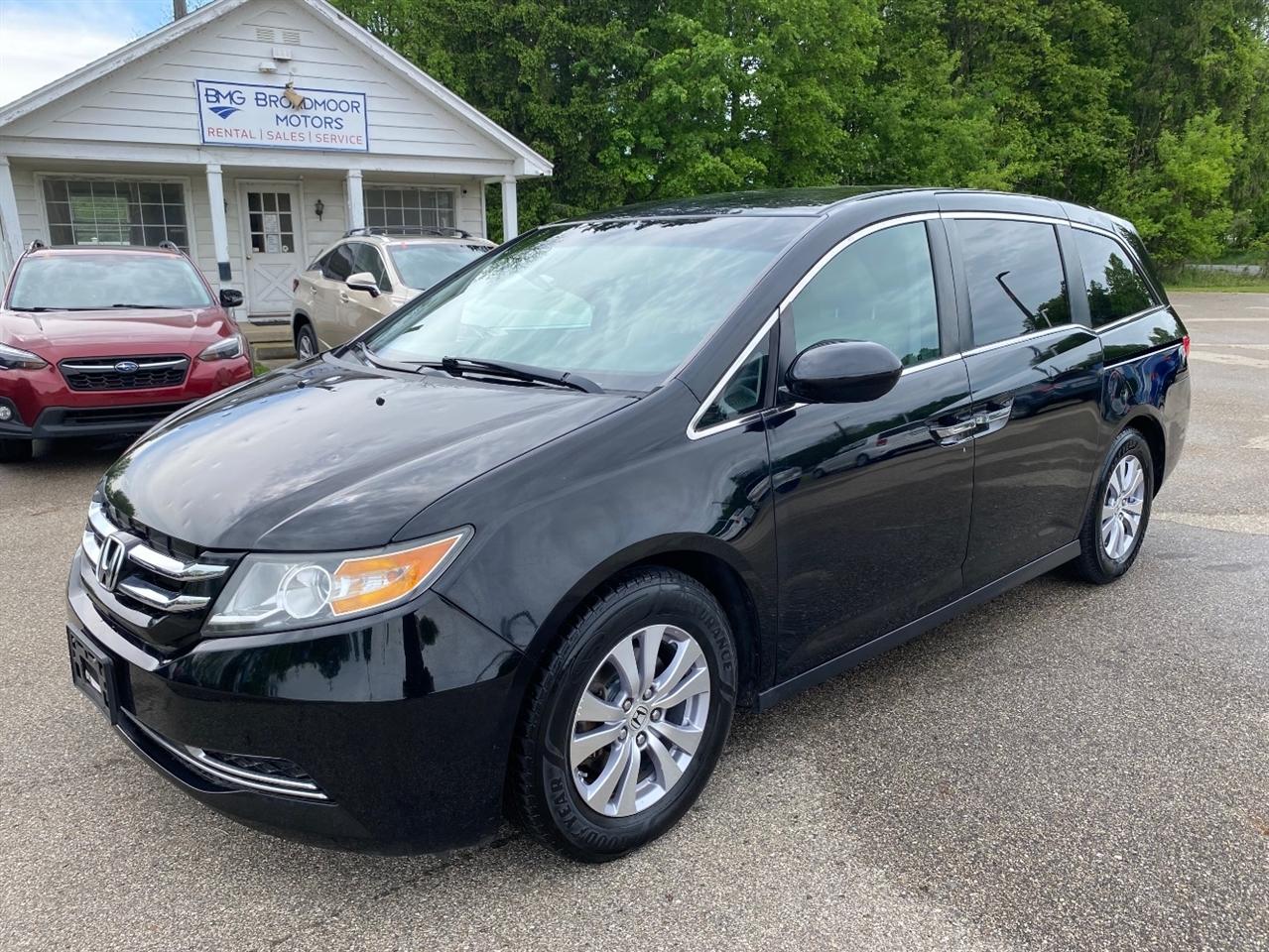 2017 Honda Odyssey SE's photo