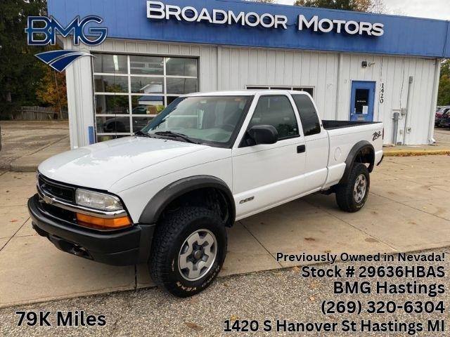 1999 Chevrolet S10 Pickup LS w/ZR2