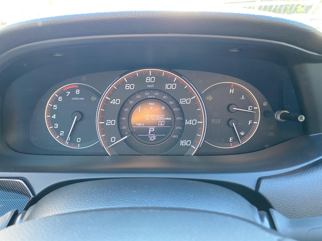 Honda Accord photo 21