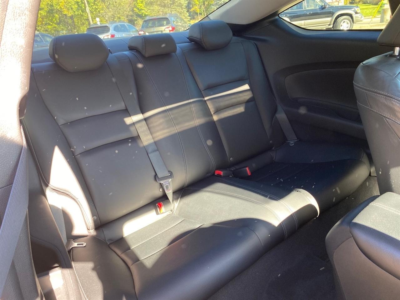 Honda Accord photo 35