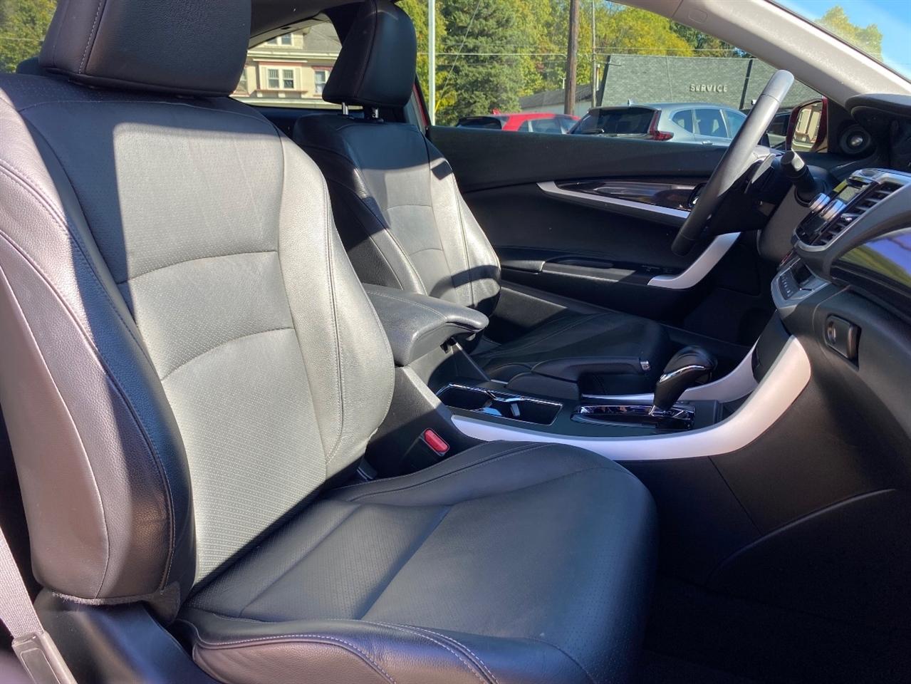 Honda Accord photo 36