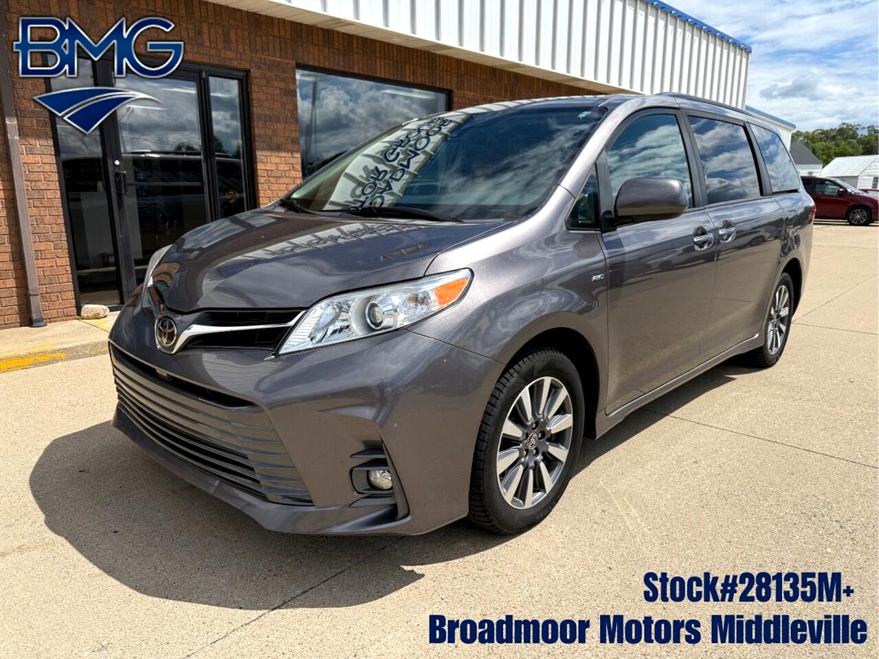 2020 Toyota Sienna XLE 7-Passenger AWD