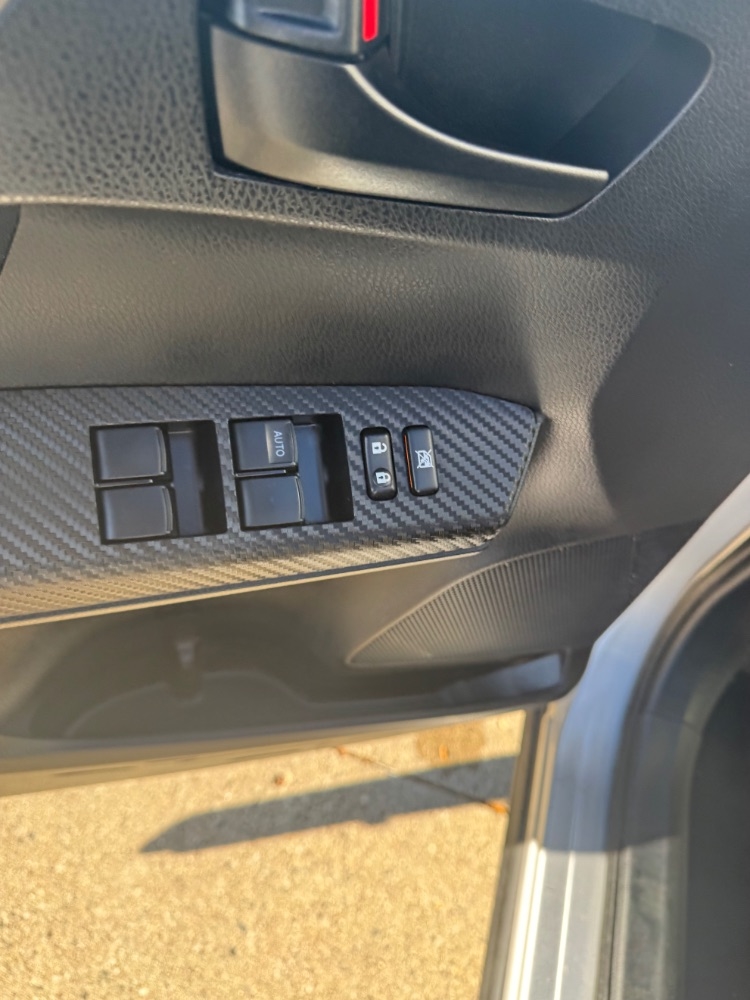 Toyota RAV4 LE AWD 2014