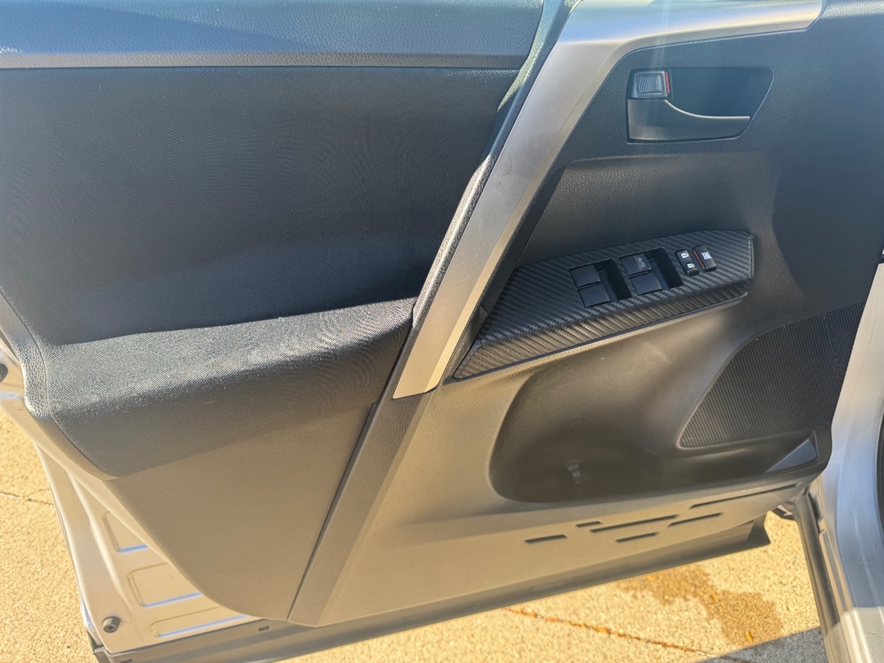 Toyota RAV4 LE AWD 2014