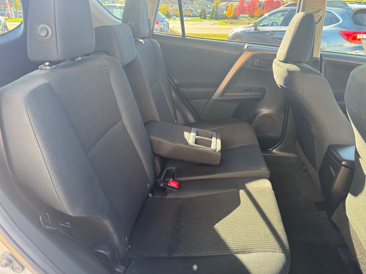 Toyota RAV4 LE AWD 2014