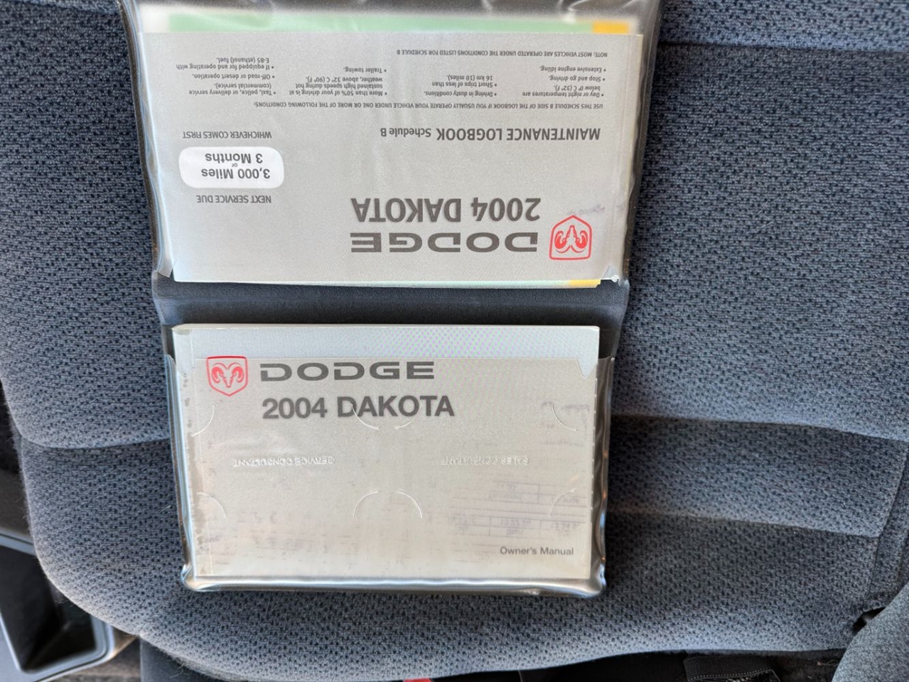 Dodge Dakota SLT Club Cab 4WD 2004