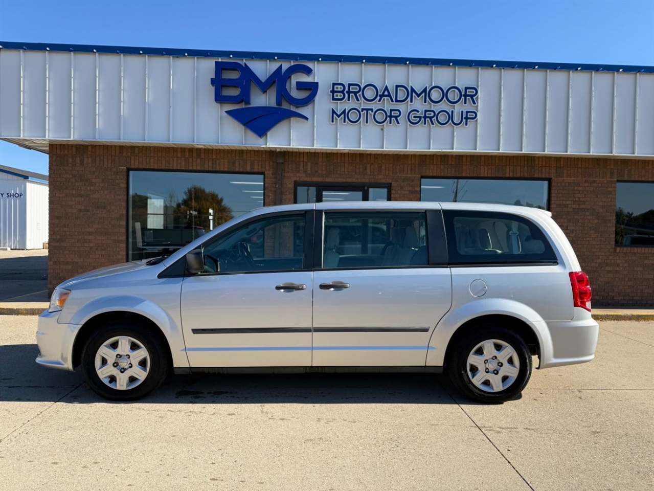 Dodge Grand Caravan SE 2012