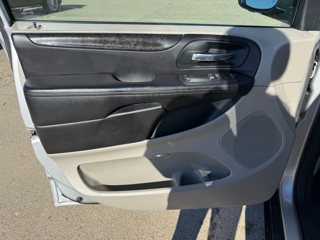 Dodge Grand Caravan SE 2012