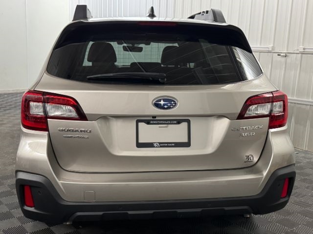 2018 Subaru Outback 3.6R Limited photo 3