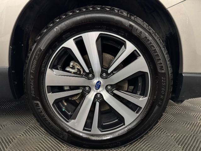 2018 Subaru Outback 3.6R Limited photo 21