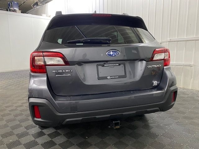 2019 Subaru Outback 2.5i Premium photo 3