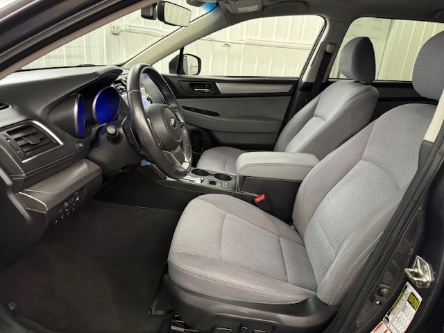 2019 Subaru Outback 2.5i Premium photo 4