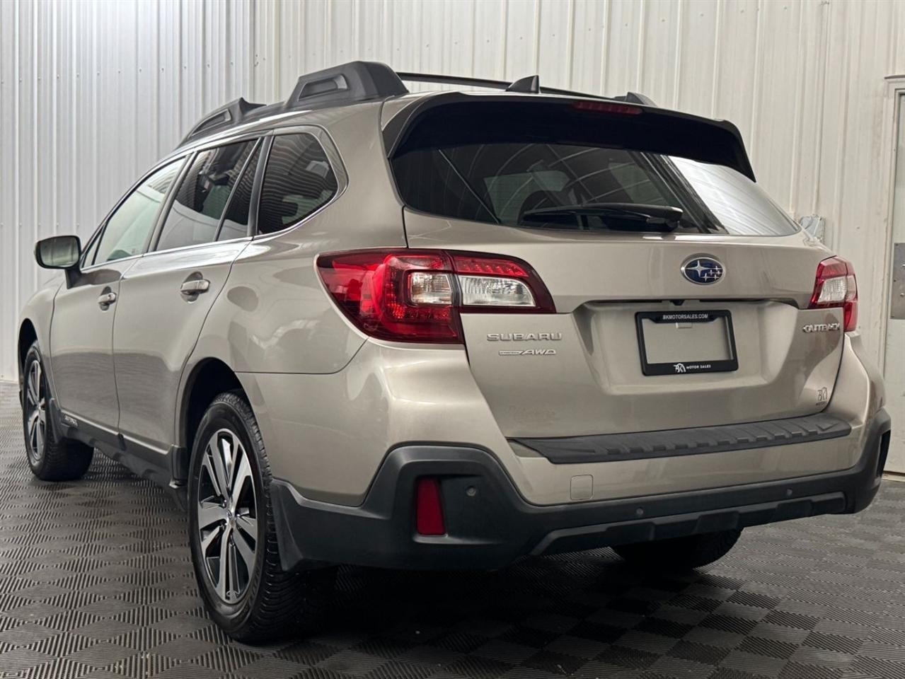 Subaru Outback  2019