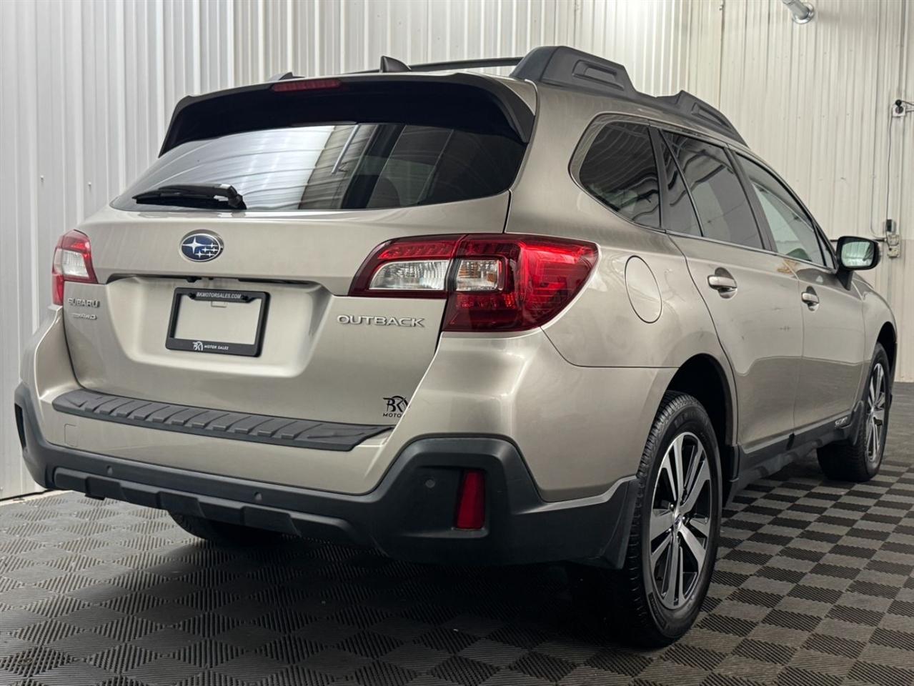 Subaru Outback  2019