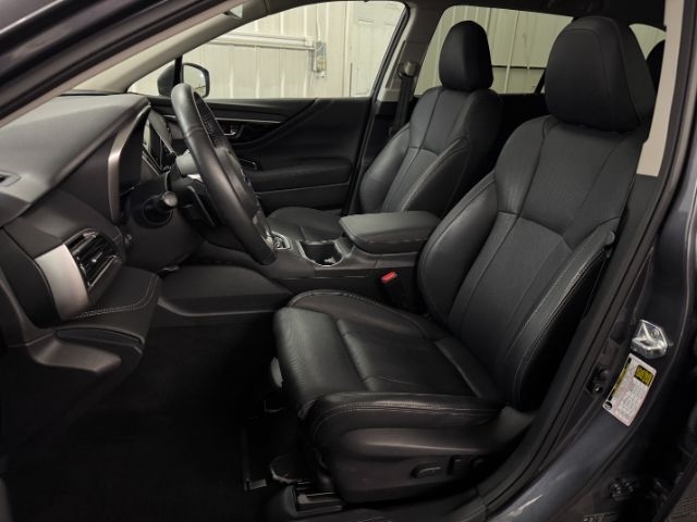 Subaru Outback  2023