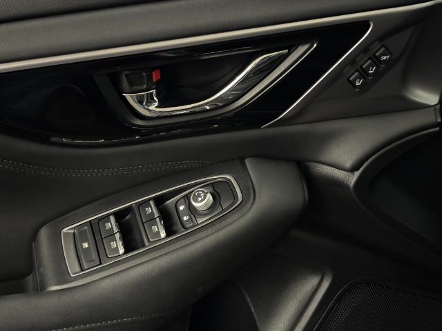 Subaru Outback  2023