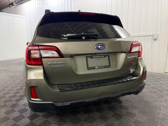 Subaru Outback  2016