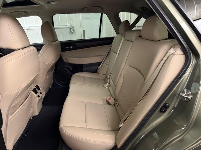 Subaru Outback  2016