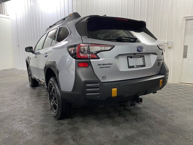 Subaru Outback  2023