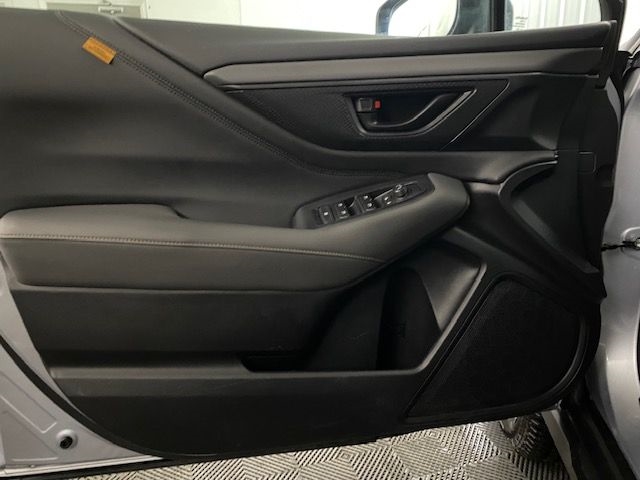 Subaru Outback  2023