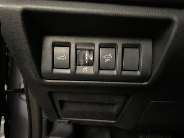 Subaru Outback  2023