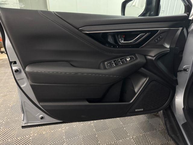 Subaru Outback  2023