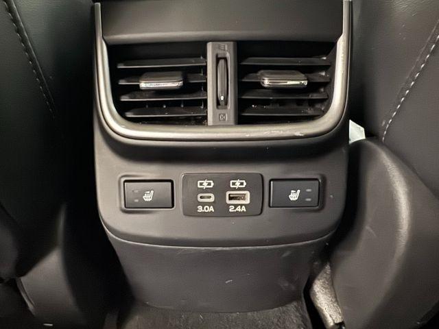 Subaru Outback  2023