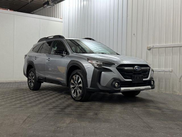Subaru Outback  2023