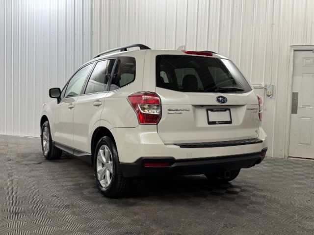 Subaru Forester  2016