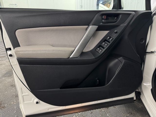 Subaru Forester  2016