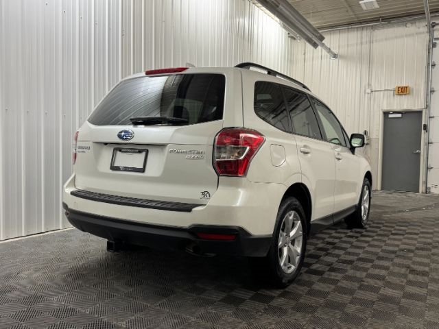 Subaru Forester  2016