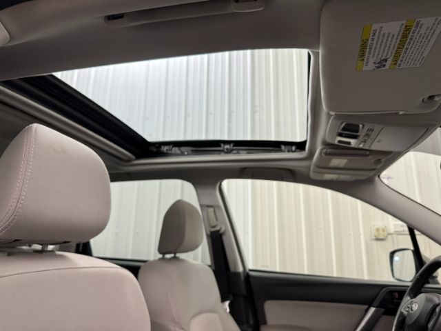 Subaru Forester  2016