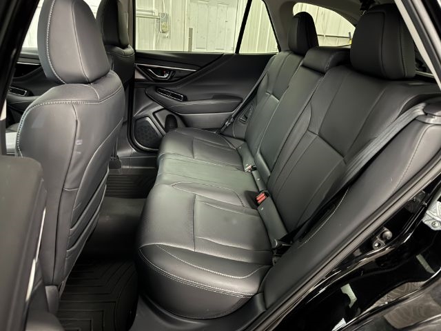 Subaru Outback  2024