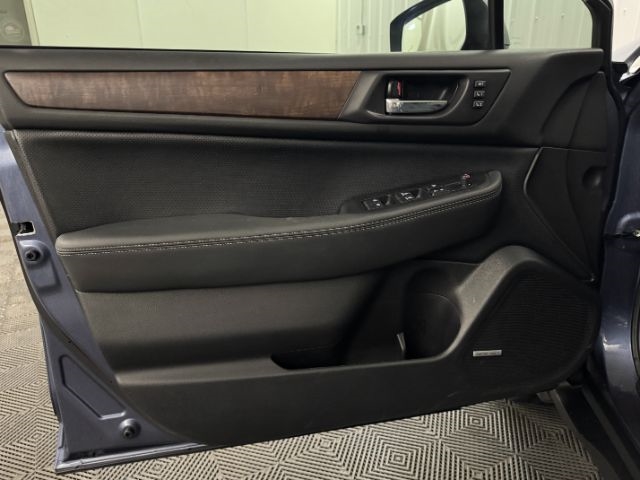 Subaru Outback  2016