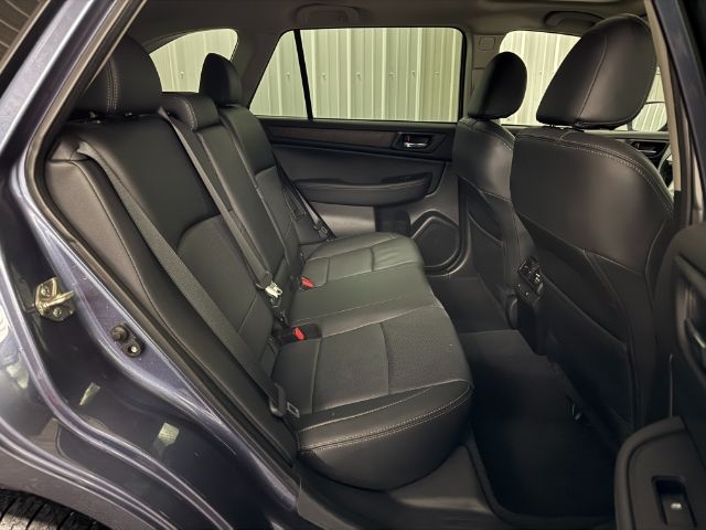 Subaru Outback  2016