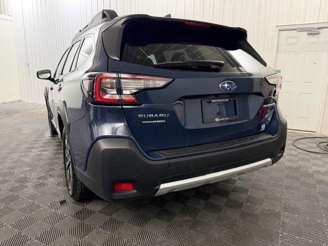 Subaru Outback  2023